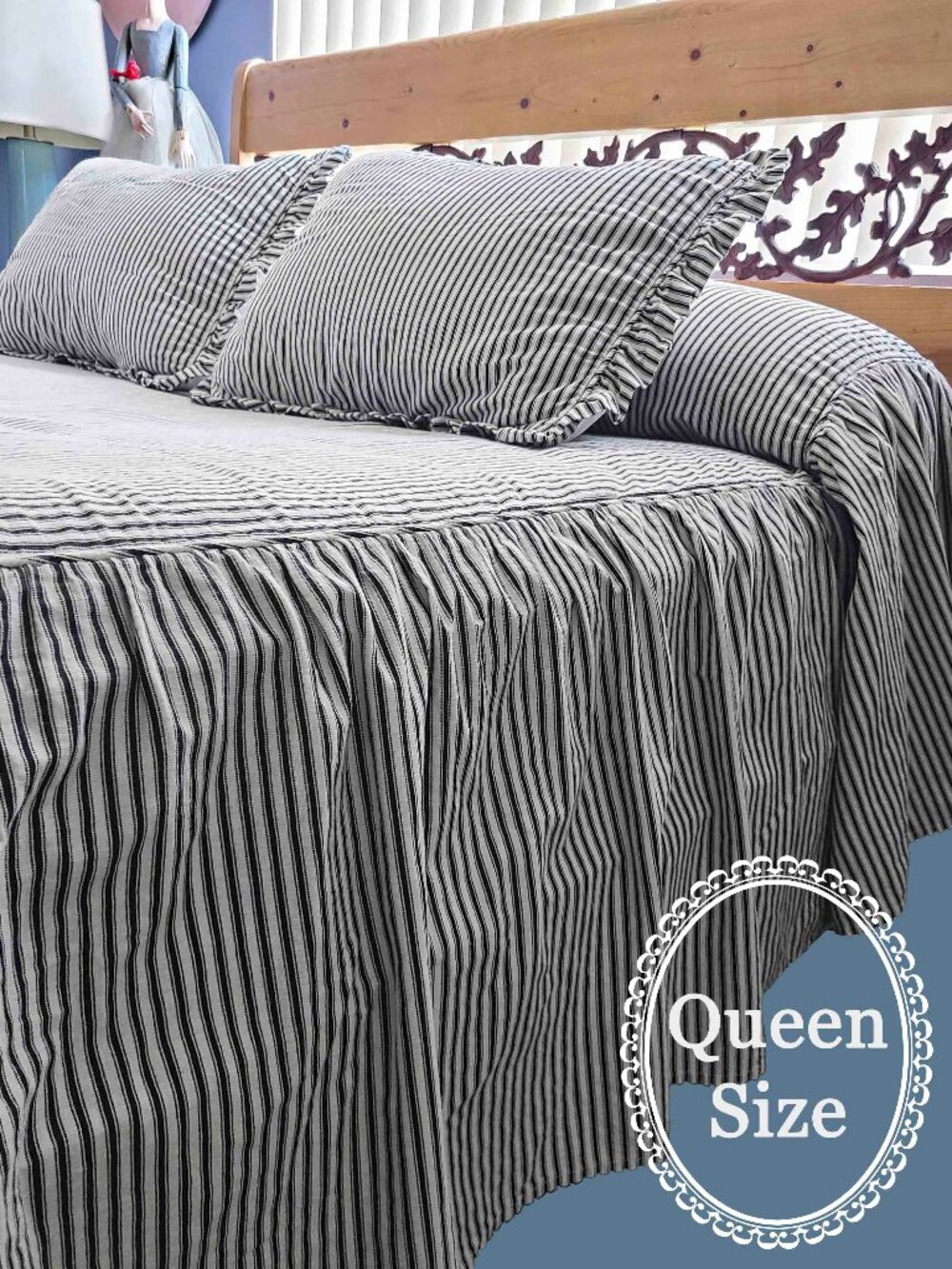 QUEEN SIZE Ticking Bedspread Set w/ 2 Ruffled Shams ~ EUC